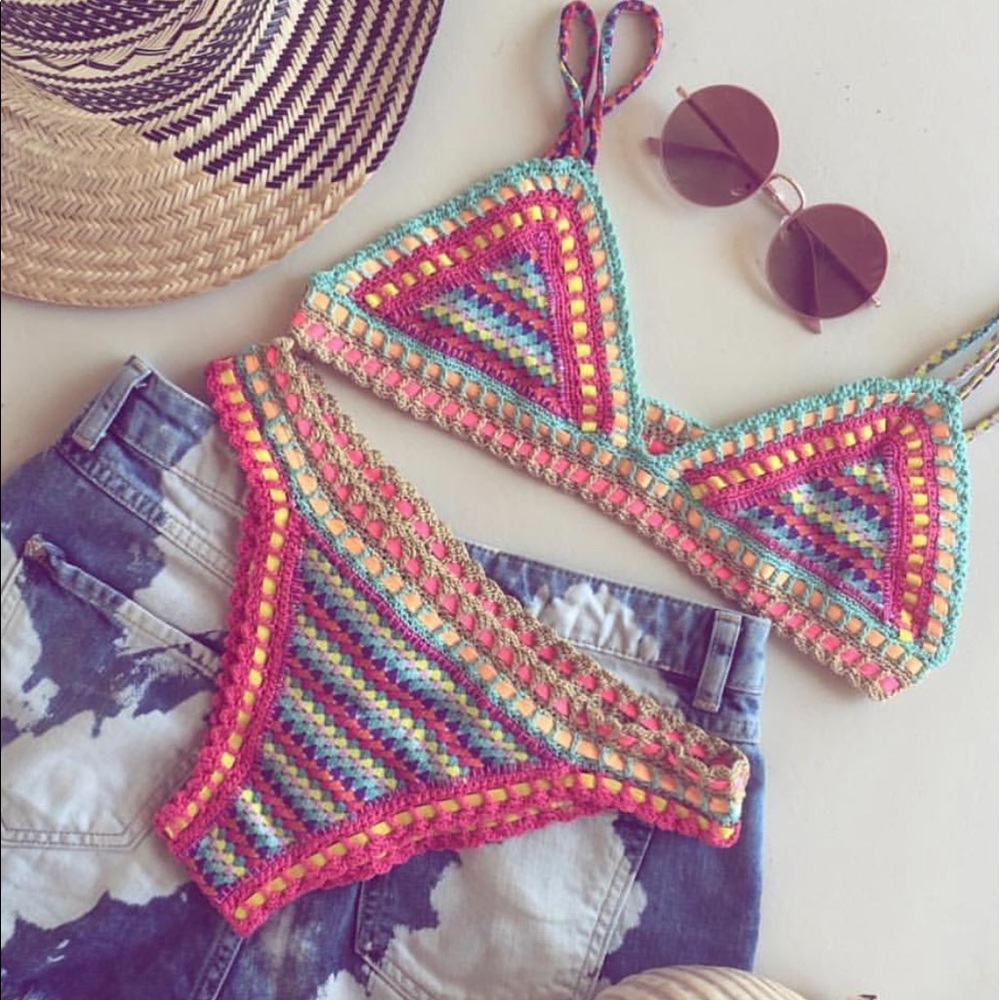 NEW reversible crochet Capittanna bikini Small